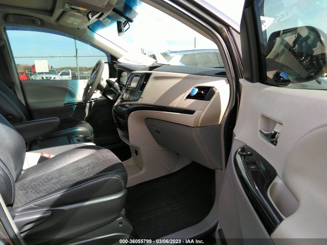 2014 TOYOTA SIENNA SE VIN: 5TDXK3DC5ES412322