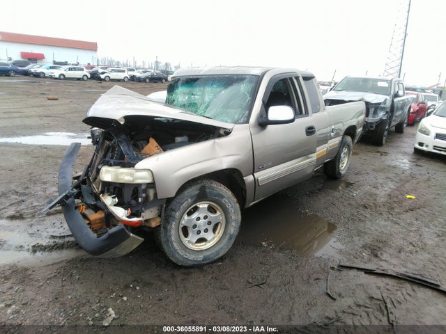2001 CHEVROLET SILVERADO 1500 LS VIN: 2GCEC19T011101318