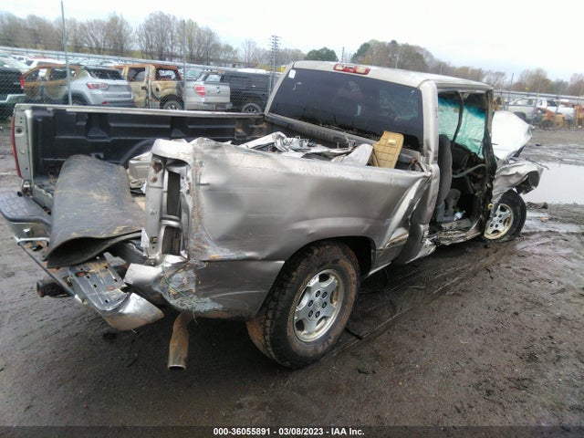 2001 CHEVROLET SILVERADO 1500 LS VIN: 2GCEC19T011101318