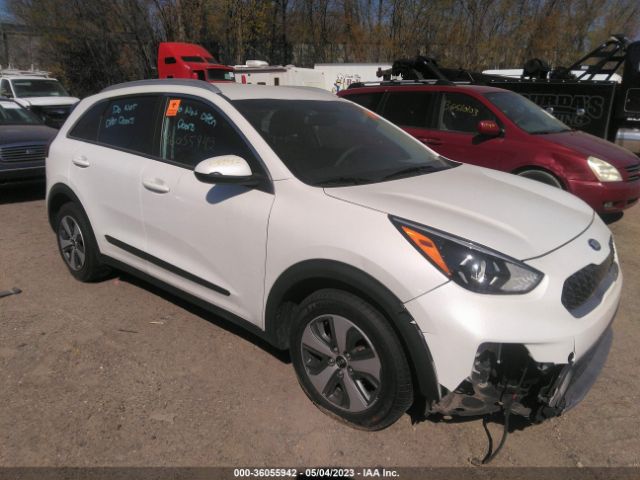 KNDCB3LC0M5486638 KIA NIRO LX