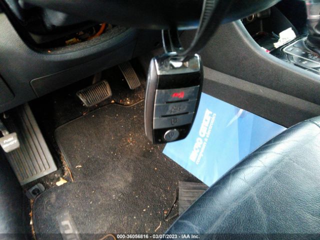 KNDCE3LC0H5072028 KIA Niro Touring