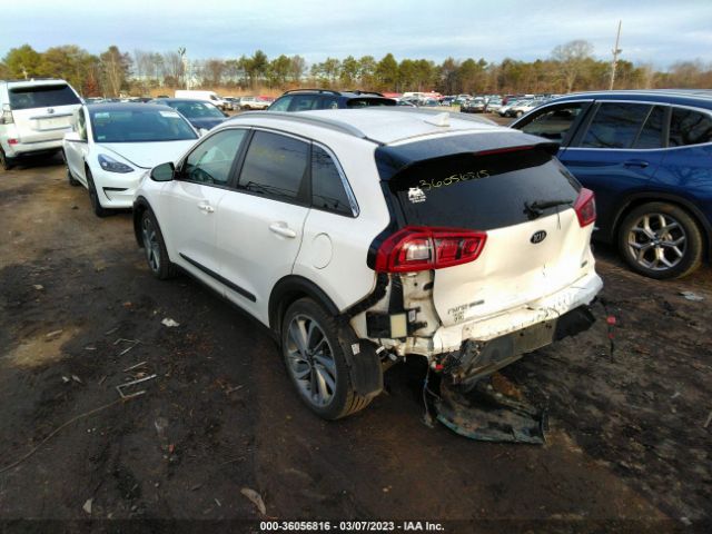 KNDCE3LC0H5072028 KIA Niro Touring