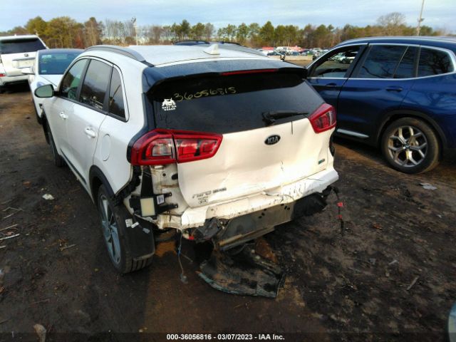KNDCE3LC0H5072028 KIA Niro Touring