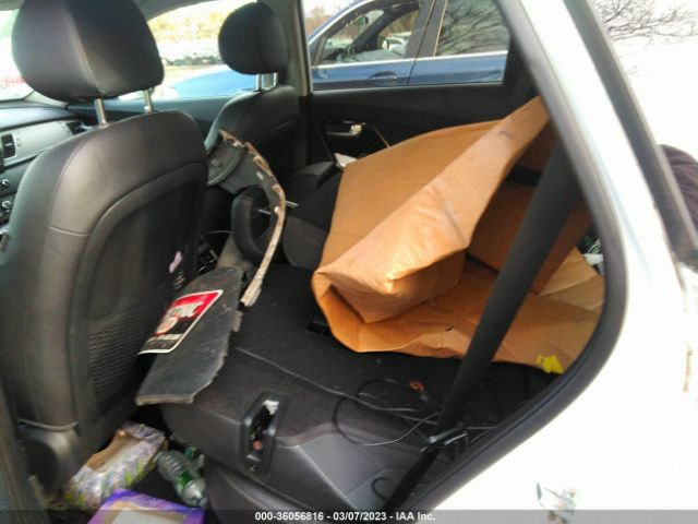 KNDCE3LC0H5072028 KIA Niro Touring