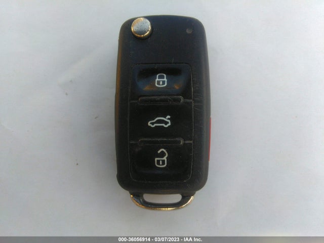 1VWBS7A37GC050162 Volkswagen Passat 1.8t Se W/technology
