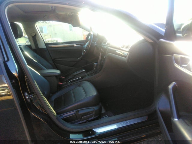 1VWBS7A37GC050162 Volkswagen Passat 1.8t Se W/technology