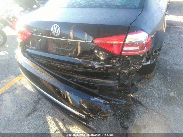1VWBS7A37GC050162 Volkswagen Passat 1.8t Se W/technology