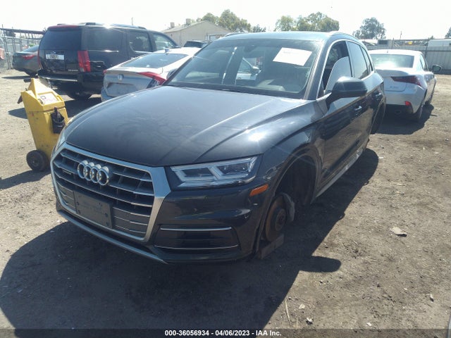 WA1BNAFY0J2088917 Audi Q5 Premium Plus