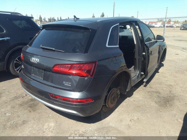 WA1BNAFY0J2088917 Audi Q5 Premium Plus