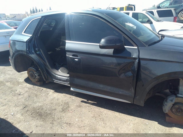 WA1BNAFY0J2088917 Audi Q5 Premium Plus