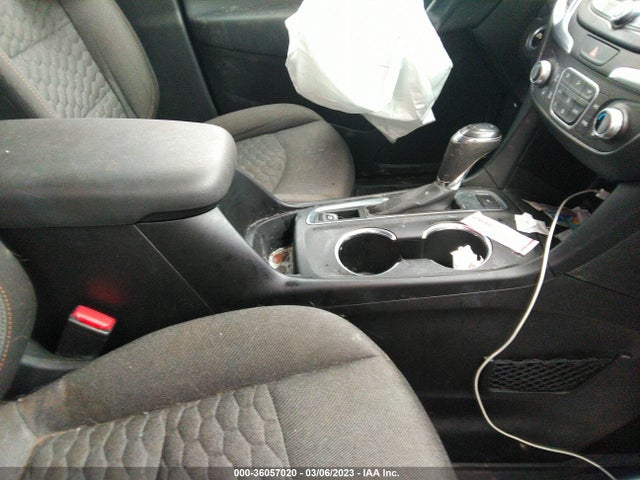 Chevrolet EQUINOX LT 2018 2GNAXSEV4J6162052 Image 5