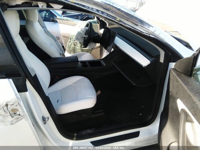 5YJYGDEE3MF174338 Tesla Model Y Long Range