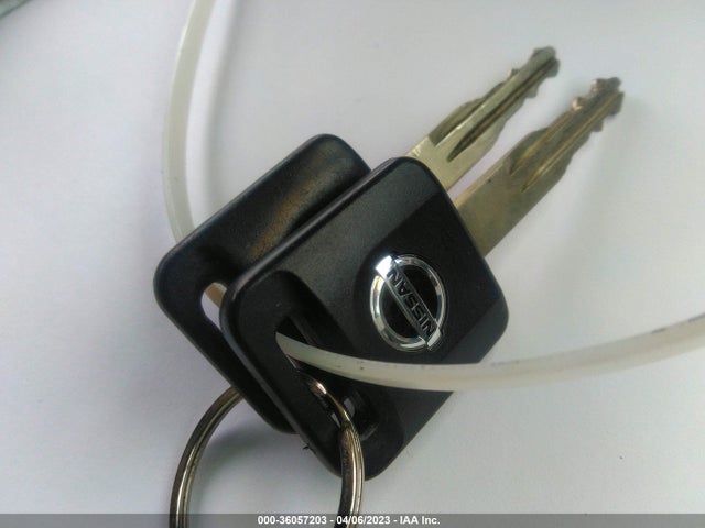 2005 NISSAN SENTRA 1.8 S VIN: 3N1CB51D45L566715