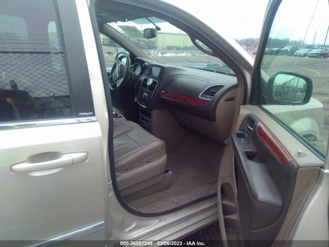 2C4RC1BG5ER269834 Chrysler Town & Country Touring
