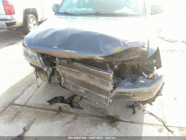 3C4PDCGG8JT339567 Dodge Journey Crossroad