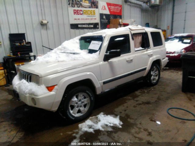 1J8HG48K78C186411 Jeep Commander Sport