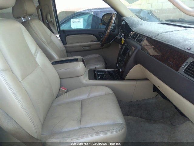 2009 GMC YUKON XL DENALI VIN: 1GKFC06249R206803