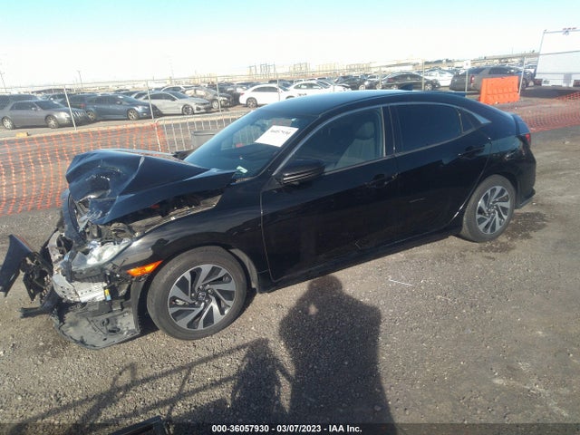 Honda Civic Hatchback Lx 2018 SHHFK7H23JU428732 Image 2