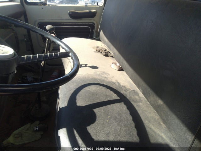 1981 FORD F7000 VIN: 000000R70UVJA6319