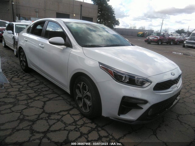 2021 3KPF24AD7ME364295 main image
