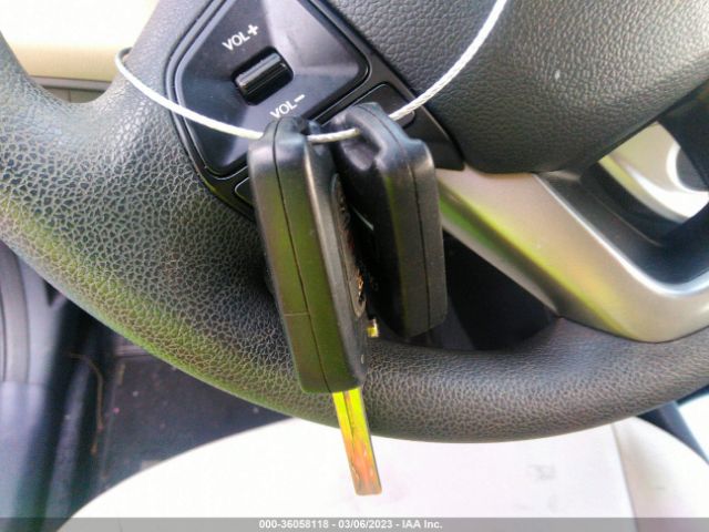 KNADM5A38D6226718 KIA RIO LX