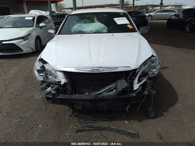 Chrysler 200 Limited 2014 1C3CCBCGXEN204375 Image 8