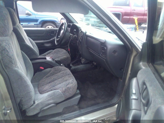 GMC Sonoma Sls 2001 1GTCS19W718107747 Image 6