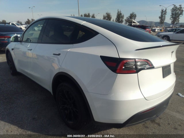Tesla Model Y Long Range 2022 7SAYGDEE5NF408953 Image 4