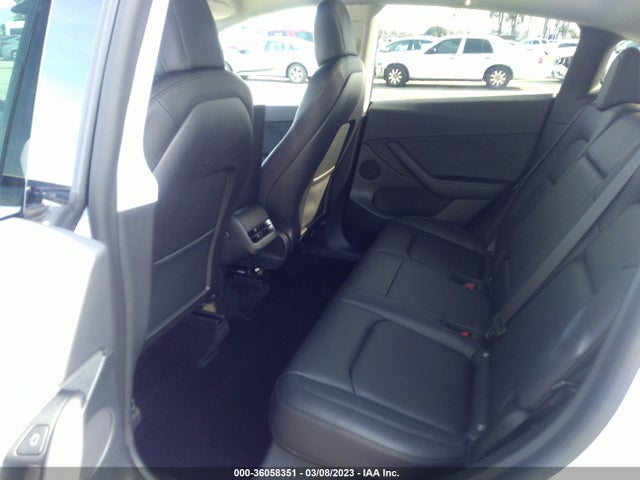 Tesla Model Y Long Range 2022 7SAYGDEE5NF408953 Image 9