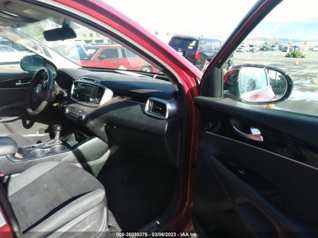 5XYPGDA58GG110679 KIA SORENTO LX