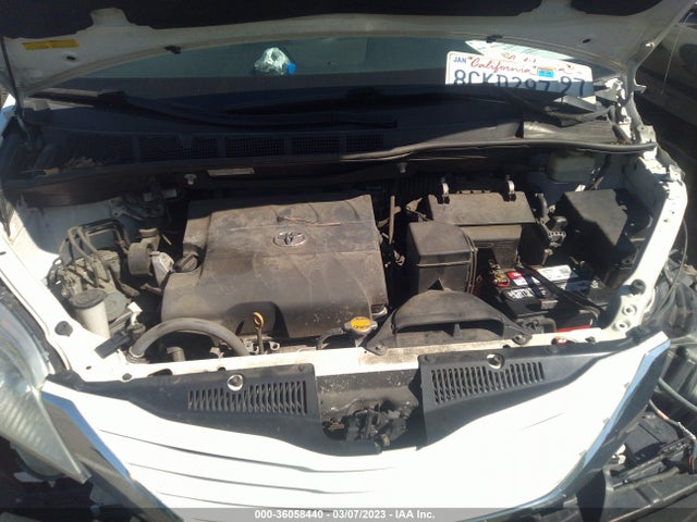 Toyota SIENNA LE 2016 5TDKK3DC7GS748535 Image 10