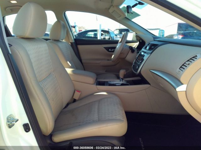 1N4AL3APXHC242027 Nissan Altima 2.5 S