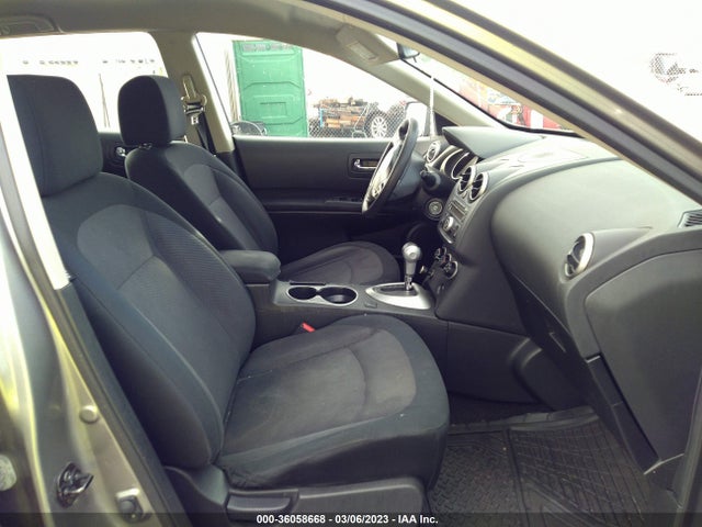 2013 NISSAN ROGUE S VIN: JN8AS5MT8DW504271