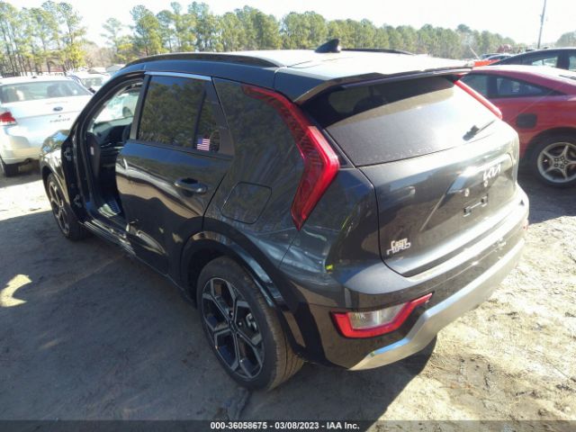 KNDCR3LE2P5046499 KIA Niro Ex Touring