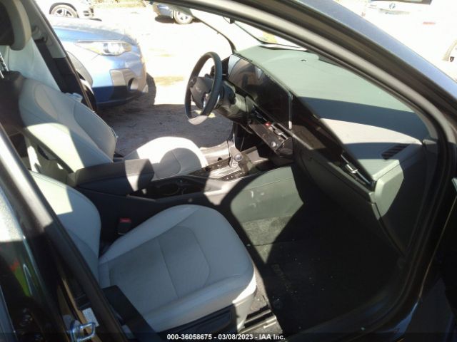 KNDCR3LE2P5046499 KIA Niro Ex Touring