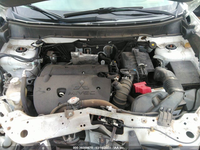4A4AP4AUXFE011455 Mitsubishi Outlander Sport Se
