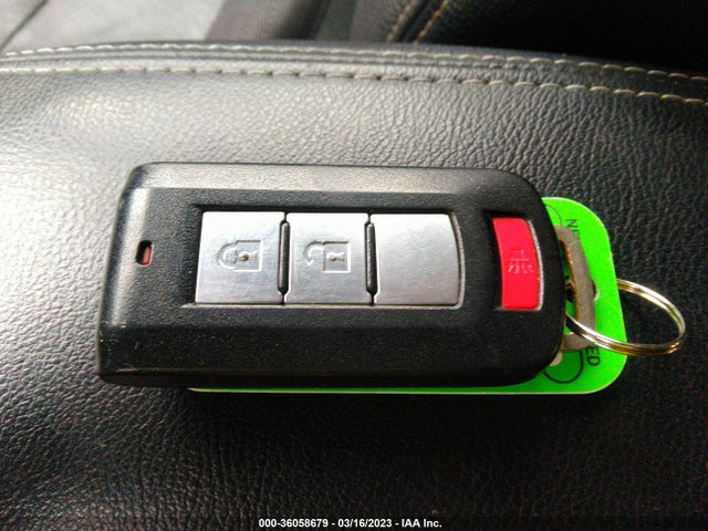 4A4AP4AUXFE011455 Mitsubishi Outlander Sport Se