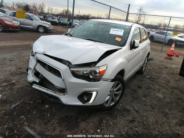 4A4AP4AUXFE011455 Mitsubishi Outlander Sport Se
