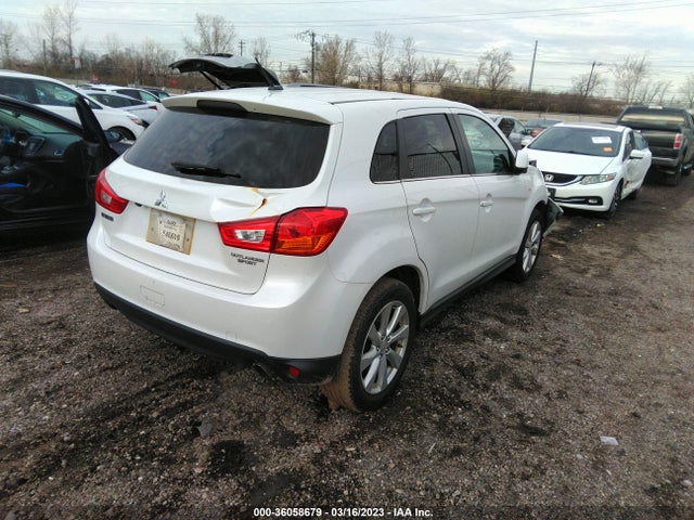 4A4AP4AUXFE011455 Mitsubishi Outlander Sport Se