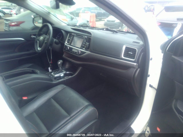 2019 TOYOTA HIGHLANDER LIMITED VIN: 5TDYZRFH5KS307660
