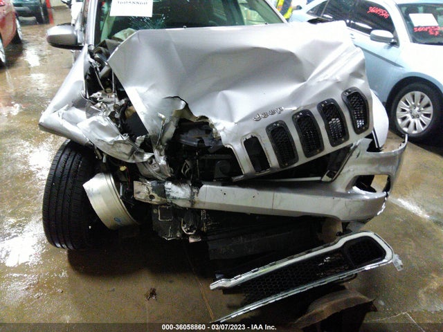 1C4PJMDB0HW518858 Jeep Cherokee Limited