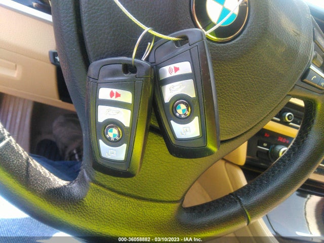BMW 5 Series 528i 2014 WBA5A5C57ED504467 Image 11
