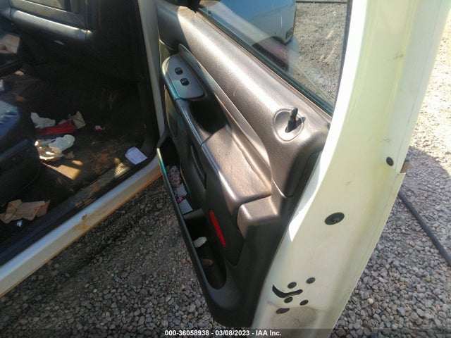 Dodge Ram 1500 Slt 2004 1D7HA18D14J228589 Image 2