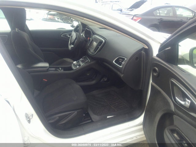 Chrysler 200 Limited 2015 1C3CCCAB4FN657096 Image 6