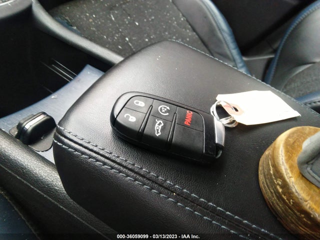1C3CCCBG1FN706023 Chrysler 200 S