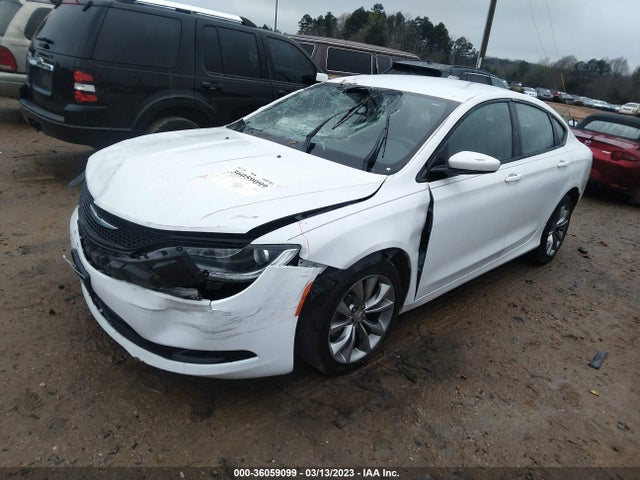 1C3CCCBG1FN706023 Chrysler 200 S