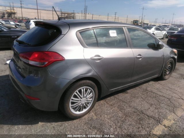 KNAFK5A87G5646832 KIA Forte 5-door Lx