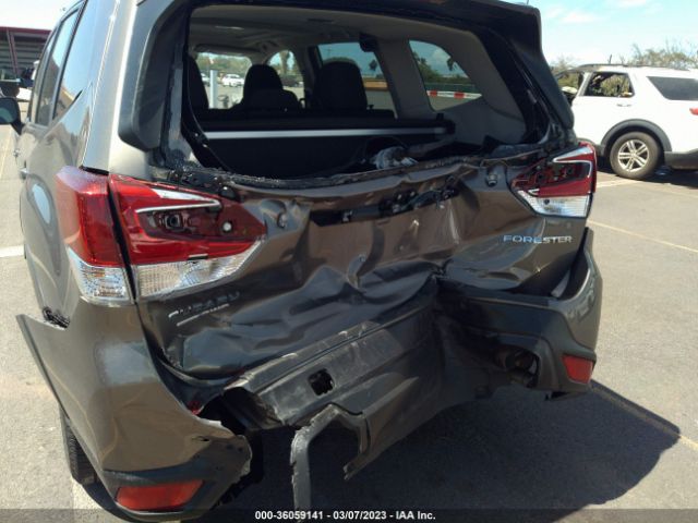 JF2SKAJC9MH569939 Subaru Forester Premium