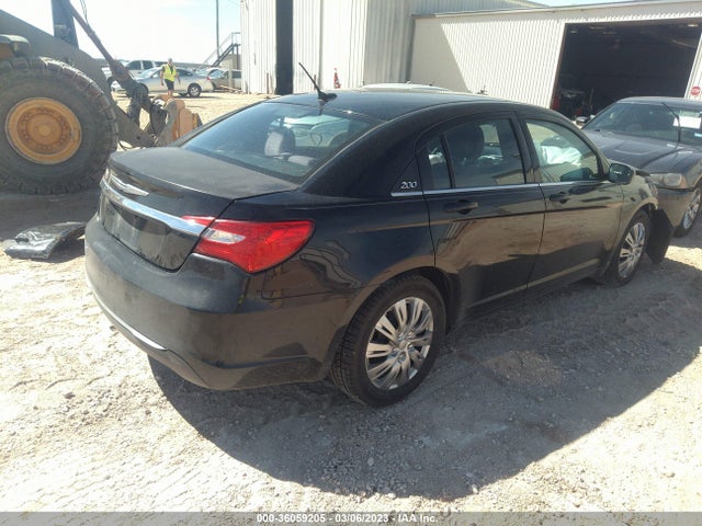 1C3CCBAG2DN727679 Chrysler 200 LX