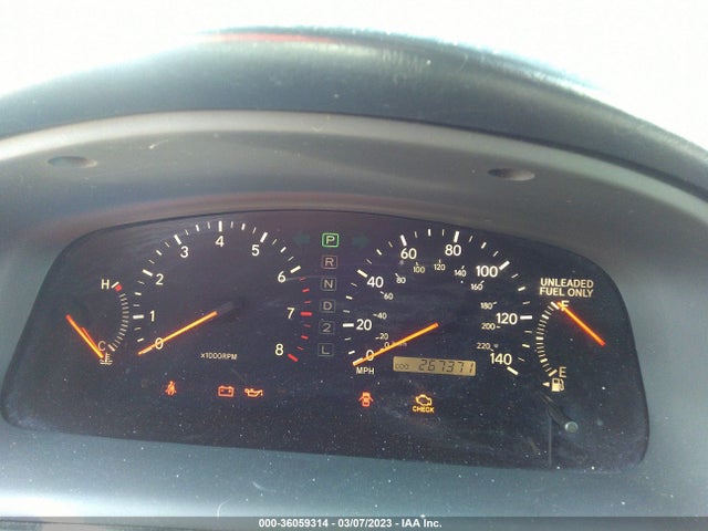 Lexus ES 300 2000 JT8BF28G6Y5077697 Image 8